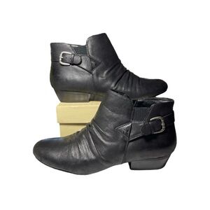Kim Rogers Sleek Black Ankle Boots